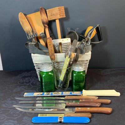 LOT 169: Vintage Kitchen Gadgets, Knives, Green Glass Shakers and More