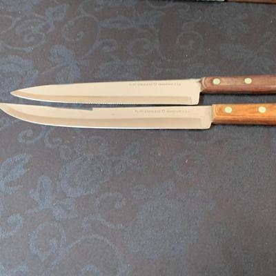 LOT 169: Vintage Kitchen Gadgets, Knives, Green Glass Shakers and More