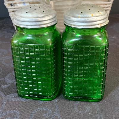 LOT 169: Vintage Kitchen Gadgets, Knives, Green Glass Shakers and More