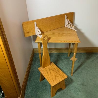 LOT 183: Wooden Child’s Desk/Table, Wood Bench Step and Wooden Shelf