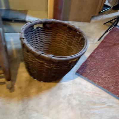 LOT 186: Wooden Rocking Chair with Wicker Basket