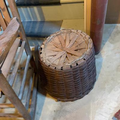 LOT 186: Wooden Rocking Chair with Wicker Basket