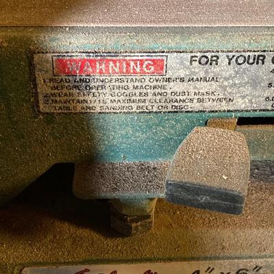 LOT 219: Grizzly Belt and Disc Sander Model G1020 with Work Bench