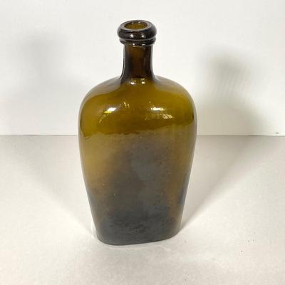 LOT 220: Vintage Glassware - Pitman (Riley and The Grove), Glassboro State College Summit Meeting and More