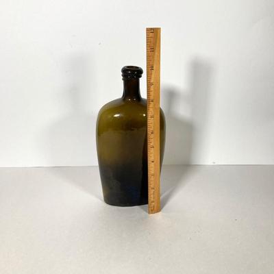 LOT 220: Vintage Glassware - Pitman (Riley and The Grove), Glassboro State College Summit Meeting and More