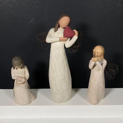 LOT 221: Collection of Willow Tree Figurines (Angel of the Heart, Angel of Freedom and Wisdom), Glass Paperweight with Brass and Glass...