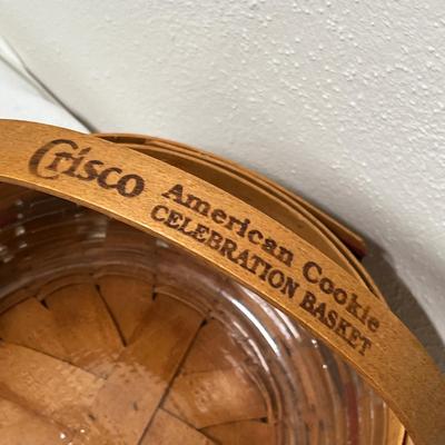 Lot 317 Longaberger Crisco Basket