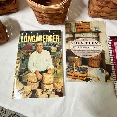 Lot 327 Longaberger small baskets