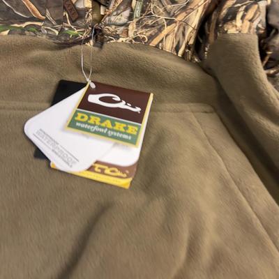 Sale Photo Thumbnail #927: NEW WOW!!! Great for the Little Outdoor Type - Pull Over. 