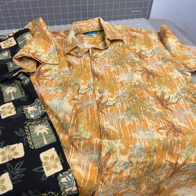 Sale Photo Thumbnail #937: Size Medium. Book that vaca today !!! Hawaii here we come!!! 