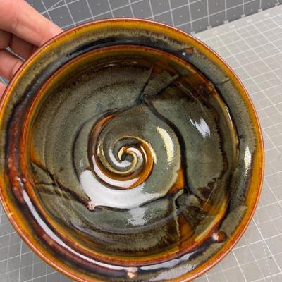Sale Photo Thumbnail #1059: 8" Diameter. Nice Good Condition. 