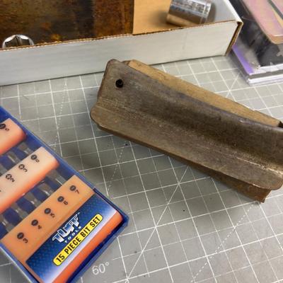 Hand Tool: Sockets, Saw, Screw bits