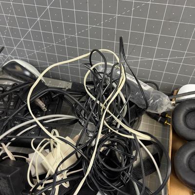 Super Lot of Computer / Electronics: Power Supply, Keyboard, Components