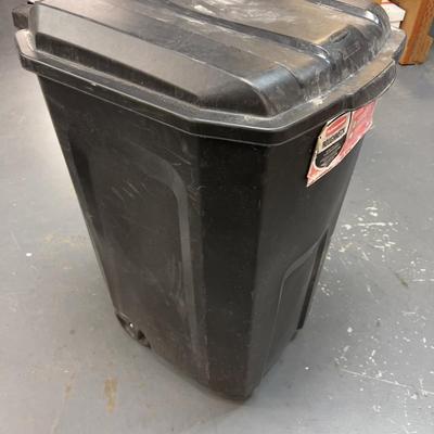 Black Garbage Can ROLLING 45Gallon 