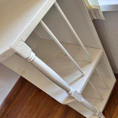 Lot 334 White book shelves