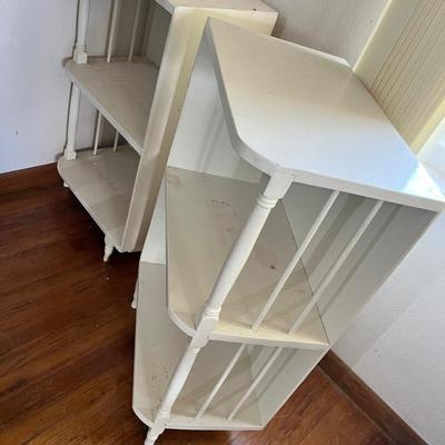 Lot 334 White book shelves