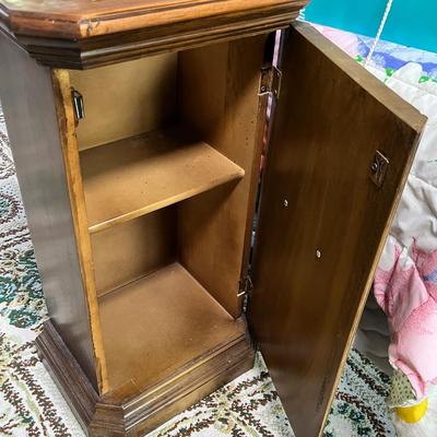 Lot 336 Butler small cabinet