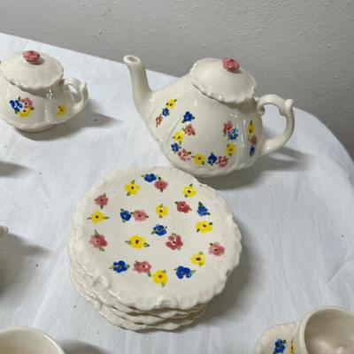 Lot 352 Doll Tea set