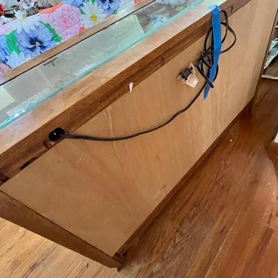 Lot 353 Sofa hutch