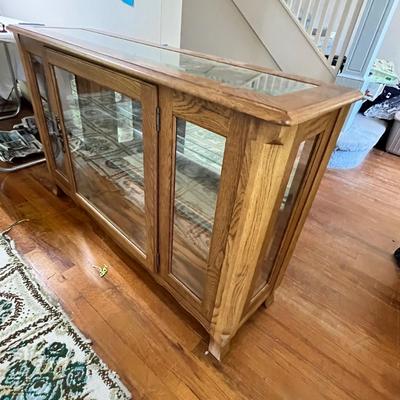 Lot 353 Sofa hutch