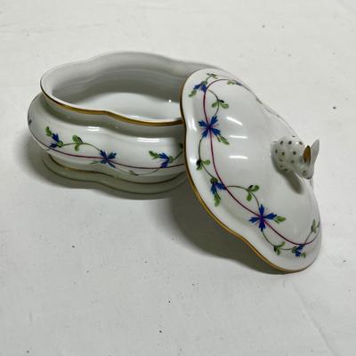 Lot 356 Herend Pottery Box