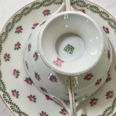 Lot 361 Cups & Saucers lot