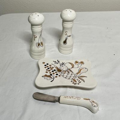 Lot 362 Georges Briard style group