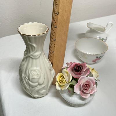 Lot 368 Bone china lot