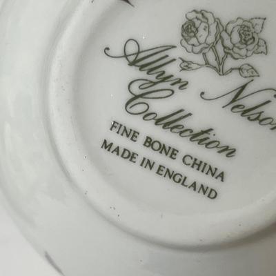 Lot 368 Bone china lot
