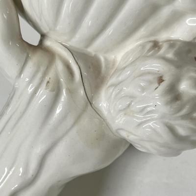 Lot 370 Cherub tray