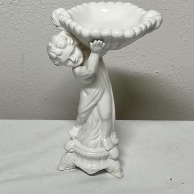 Lot 370 Cherub tray