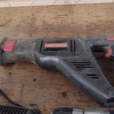 Craftsman 19.2 Volt Battery Operated Power Tool Set Circular Saw, Sawzall, Drill, Battery and Charger