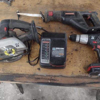 Craftsman 19.2 Volt Battery Operated Power Tool Set Circular Saw, Sawzall, Drill, Battery and Charger