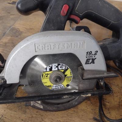 Craftsman 19.2 Volt Battery Operated Power Tool Set Circular Saw, Sawzall, Drill, Battery and Charger