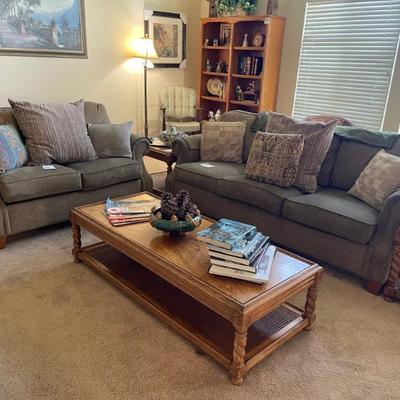 Sale Photo Thumbnail #2: Nice couch set & coffee table 