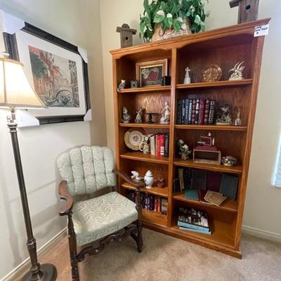 Sale Photo Thumbnail #25: Bookcases 