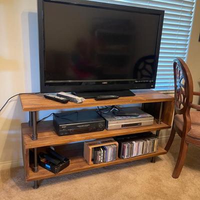 Sale Photo Thumbnail #33: Tv 