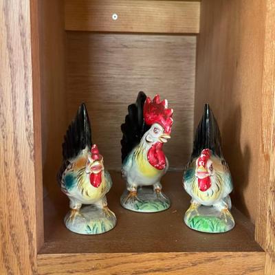 Sale Photo Thumbnail #78: Chicken decor 