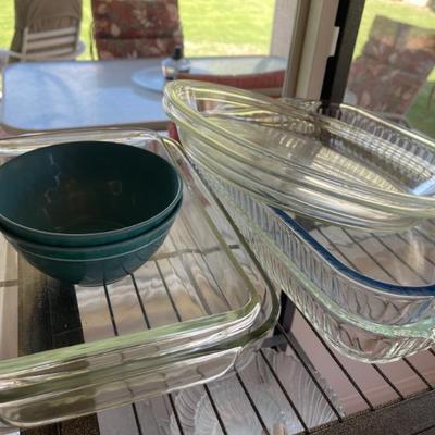 Sale Photo Thumbnail #88: Pyrex baking 