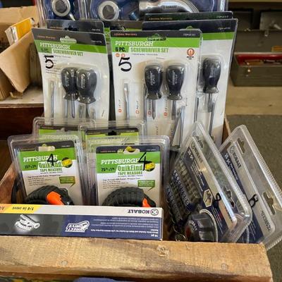 Sale Photo Thumbnail #170: New tools 
