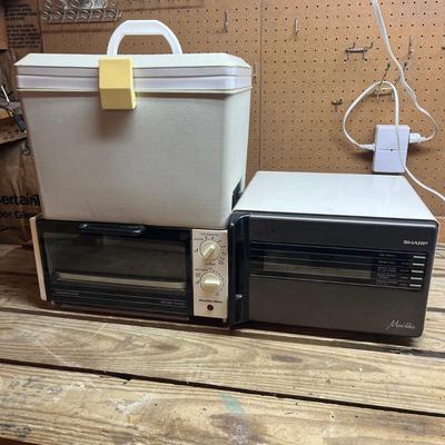Sharp Microwave, Proctor Silex Toaster Oven & Executive Mini Refrigerator (SRC-MG)