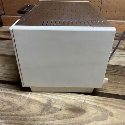 Sharp Microwave, Proctor Silex Toaster Oven & Executive Mini Refrigerator (SRC-MG)