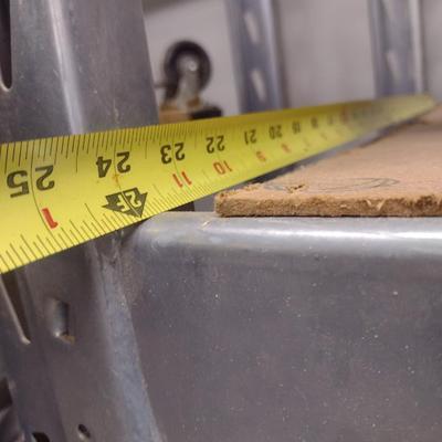 Metal Shop Shelf Choice A (No Contents)