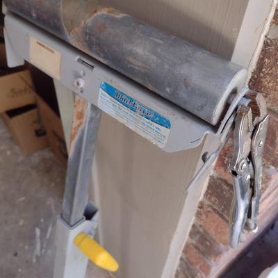 Adjustable Height Roller Stand