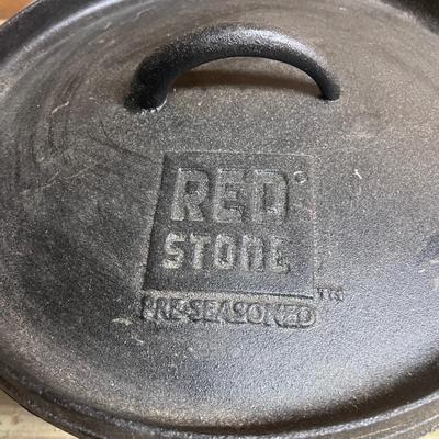 Cast Iron Red Stone Dutch Oven & More Cast Iron Skillets (SRC-MG)
