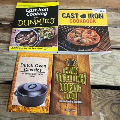 Cast Iron Red Stone Dutch Oven & More Cast Iron Skillets (SRC-MG)