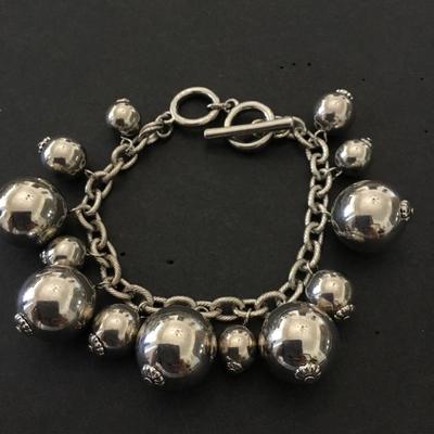 Vintage Silver toned ball charm toggle bracelet