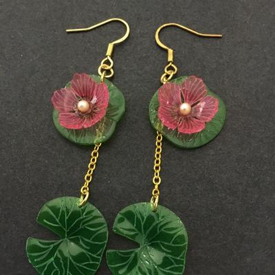 Lily pad dangle earrings