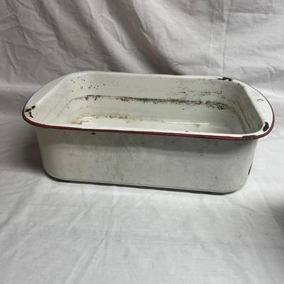 Array of Enamelware (SRC-MG)