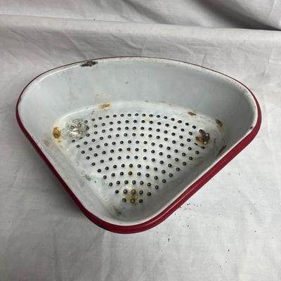 Array of Enamelware (SRC-MG)